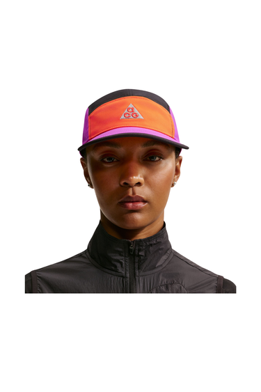 NIKE ACG FLY UNSTRUCTURED CAP - Safety Orange/Vivid Purple/Black
