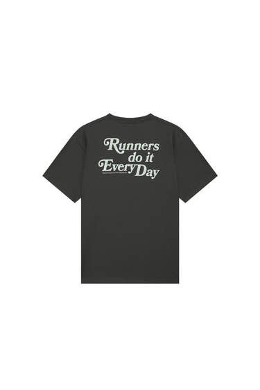 Progress Running Club Japan 'Runners Do It Every Day' Short Sleeve Tech T-Shirt - Grey / White