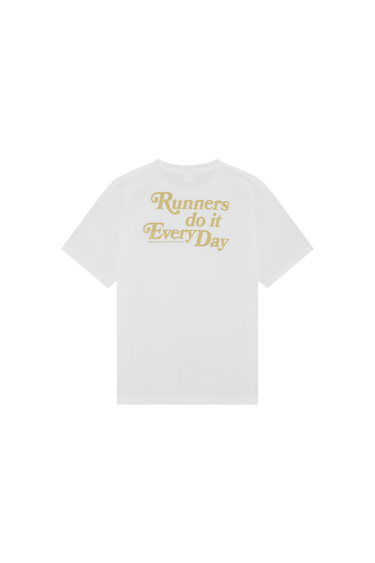 Progress Running Club Japan Runners Do It Everyday S/S Tech T-Shirt - White/Gold
